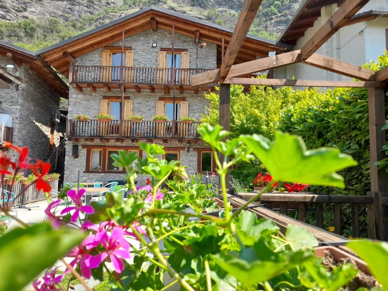 Agriturismo al pra di muriet Susa Exterior foto